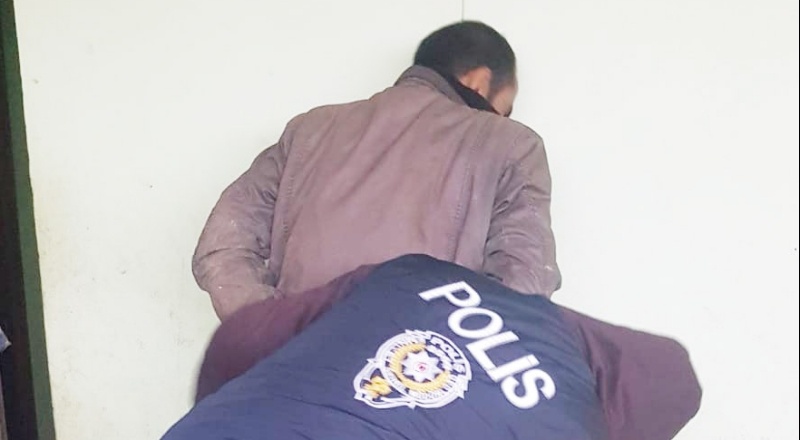 Uyuşturucu operasyonunda 5 tutuklama