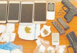 Uyuşturucu satıcılarına yönelik yapılan operasyonda 3 kişi gözaltına alındı