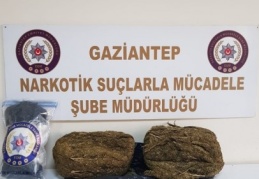 Uyuşturucu satıcısı 3 şüpheli yakalandı