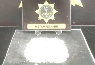 Uyuşturucu sevkiyatı yapan 2 kişi gözaltına alındı