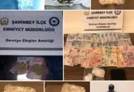 Uyuşturucu şüphelisi 5 kişi yakalandı