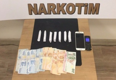 Uyuşturucu tacirleri polisten kaçamadı 