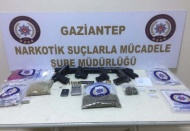 Uyuşturucu tacirlerine operasyon, 16 gözaltı