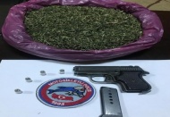 Uyuşturucu tacirlerine yönelik operasyonda 31 kişi gözaltına alındı