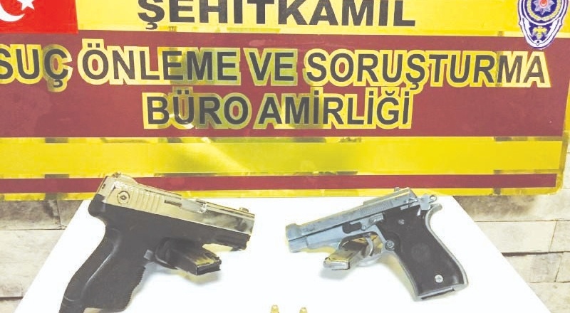 Uyuşturucu ve hırsızlık suçlarından 12 kişi tutuklandı