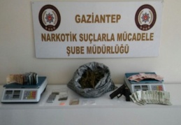 Uyuşturucu ve silahtan bol şey yok