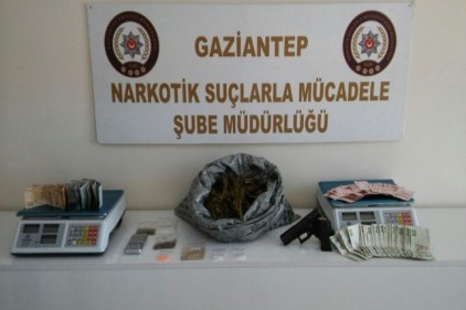 Uyuşturucu ve silahtan bol şey yok
