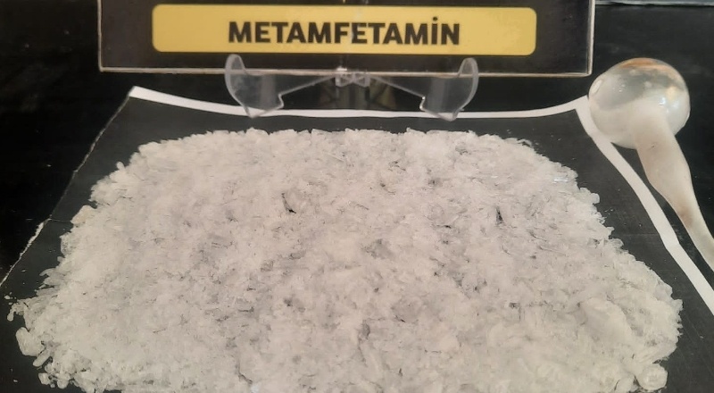 Uyuşturucuyla yakalanan şahıslar tutuklandı