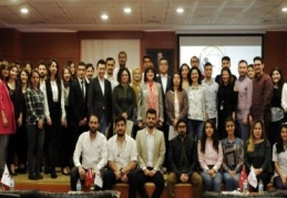 Uyuşukluk ve karıncalanmaya neden olan ve yaygın görülen bir problem