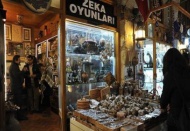 Uzak Doğu'da yapılıyor, Gaziantep'te satılıyor