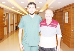 Uzman ekiple rektum kanseri cerrahisi yüz güldürüyor