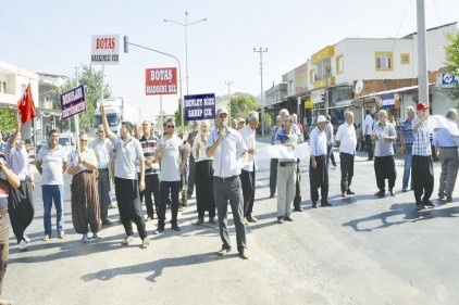 Üzüm üreticileri BOTAŞ&#8217;ı protesto etti