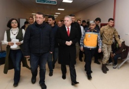 Vali Gül, El Bab’a gitti