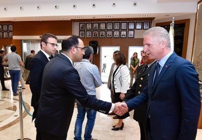 Vali Gül, kamu personeliyle bayramlaştı