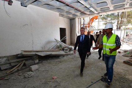 Vali Gül, Nizip&#8217;te inşaatları gezdi