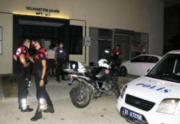 Vali yardımcısı, annesini ve kardeşini öldürdü