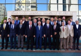 Vali Yerlikaya İhracatçılarla vedalaştı