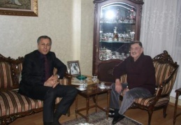 Vali Yerlikaya, Yaşar Özen’i evinde ziyaret etti