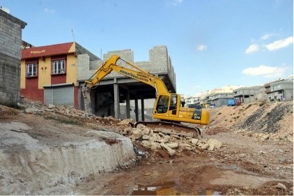 Vatan Mahallesi&#8217;nde çalışmalar sürüyor