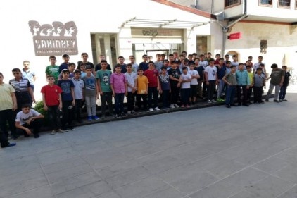 Vatandaş, ilçede yapılan hizmetleri yerinde görüyor