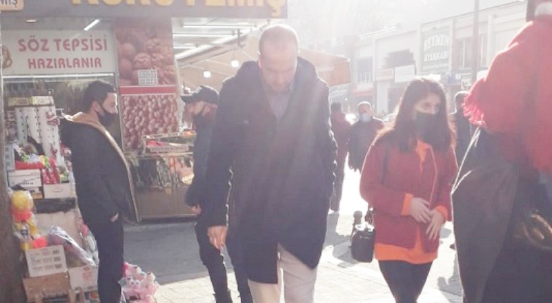 Vatandaş, maske takmamakta ısrarlı