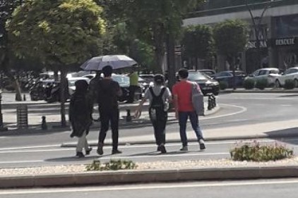 Vatandaş sıcaklardan korunmanın yollarını arıyor