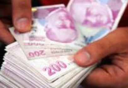 Vatandaşın bankalara 336 milyar 856 milyon 687 bin TL borcu var