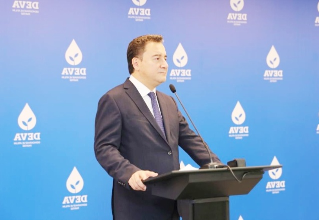 Vatandaşının dilinden korkan bir yönetim kabul edilemez"
