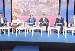 Vatandaşları, şehirde yaşanan dönüşüme hazırlamak gerekiyor