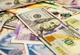 Vatandaşlar, 1 milyar dolarlık döviz sattı