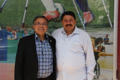 Vicdanları varsa çaldıkları eşyaları geri getirsinler