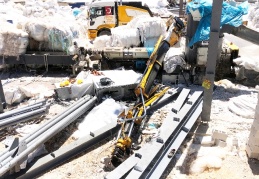 Vinçten kopan çelik profil işçilerin üzerine düştü: 1 ölü, 1 ağır yaralı var