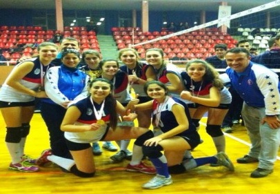 Voleybol Takımı üst üste 12. Kez şampiyon oldu