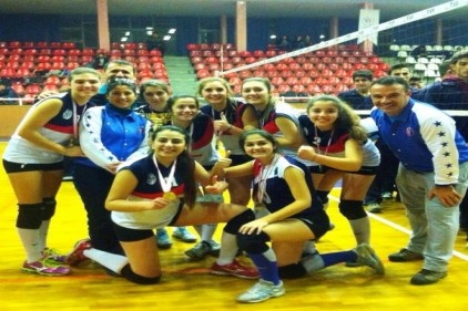 Voleybol Takımı üst üste 12. Kez şampiyon oldu