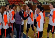 Voleybol Turnuvaları’nda mücadele sürüyor