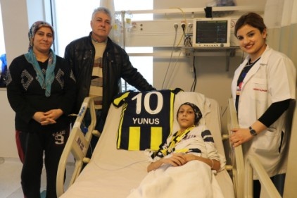 Volkan Demirel&#039;den kanser hastası Yunus&#039;a büyük sürpriz