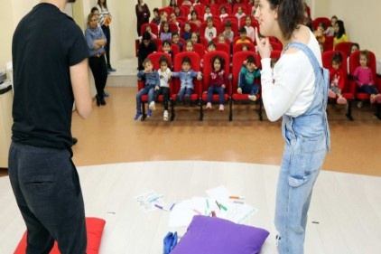 &#8220;Vücudum Benim İzinsiz Dokunma&#8221;