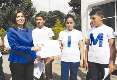 “Walk Shop” gösterisi yapan çocuklar ödüllendirildi