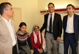 Wilson hastası kız kardeşler organ nakliyle hayata tutundu 