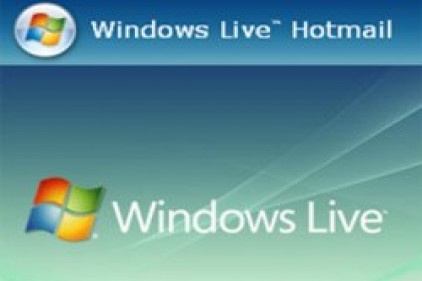 Windows Live Hotmail 15 yaşında