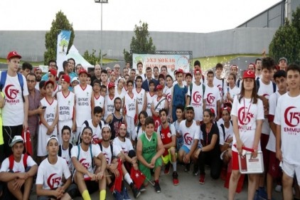 3x3 Sokak Basketbolu Turnuvası&#8217;na 210 basketbolcu katıldı
