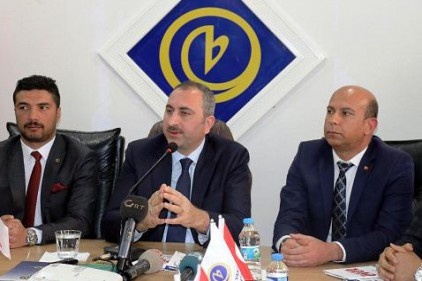 Ya milletten özür dilesin yada yalan söylemeyi bıraksın
