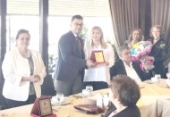 Yabancı Diller Yüksekokulu personeli emeklilik yemeğinde buluştu
