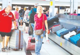 Yabancı ziyaretçiler, ilk dört ayda azaldı