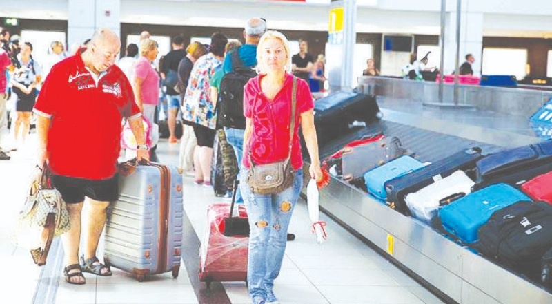 Yabancı ziyaretçiler, ilk dört ayda azaldı