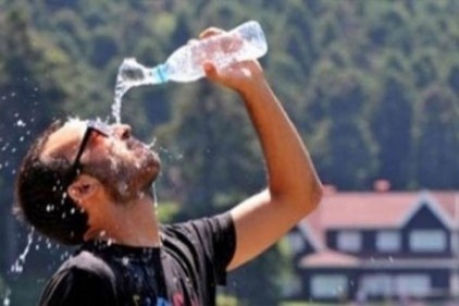 Yağışlı hava bunaltıcı sıcaklara çare olacak