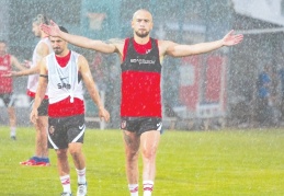 Yağmur altında antrenman