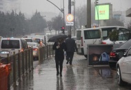 Yağmur az da olsa yüzleri güldürdü 