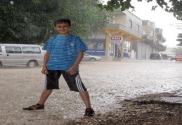 Yağmurlu yaz