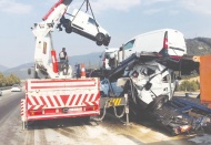 Yakıt tankeri tıra çarptı, araçlar hasar gördü